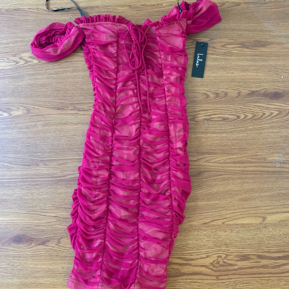 Lulu’s fuschia ruched mini dress
